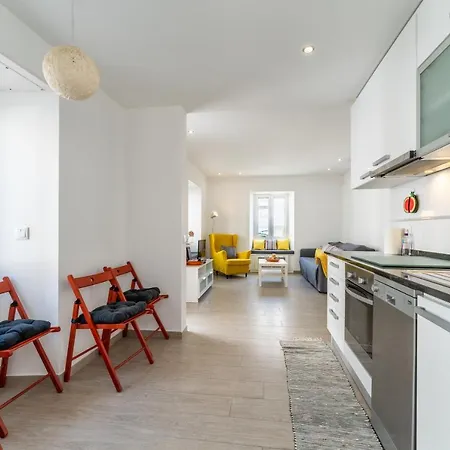 Casa Flores T3 Apartment Nazare