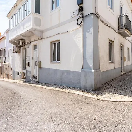 Casa Flores T3 Nazare